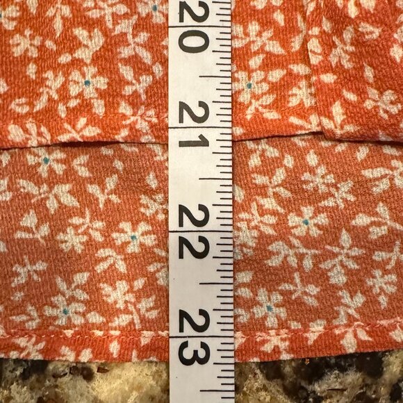 Romantic Floral Wrap Top 🧚‍♀️🌸 - Picture 5 of 6